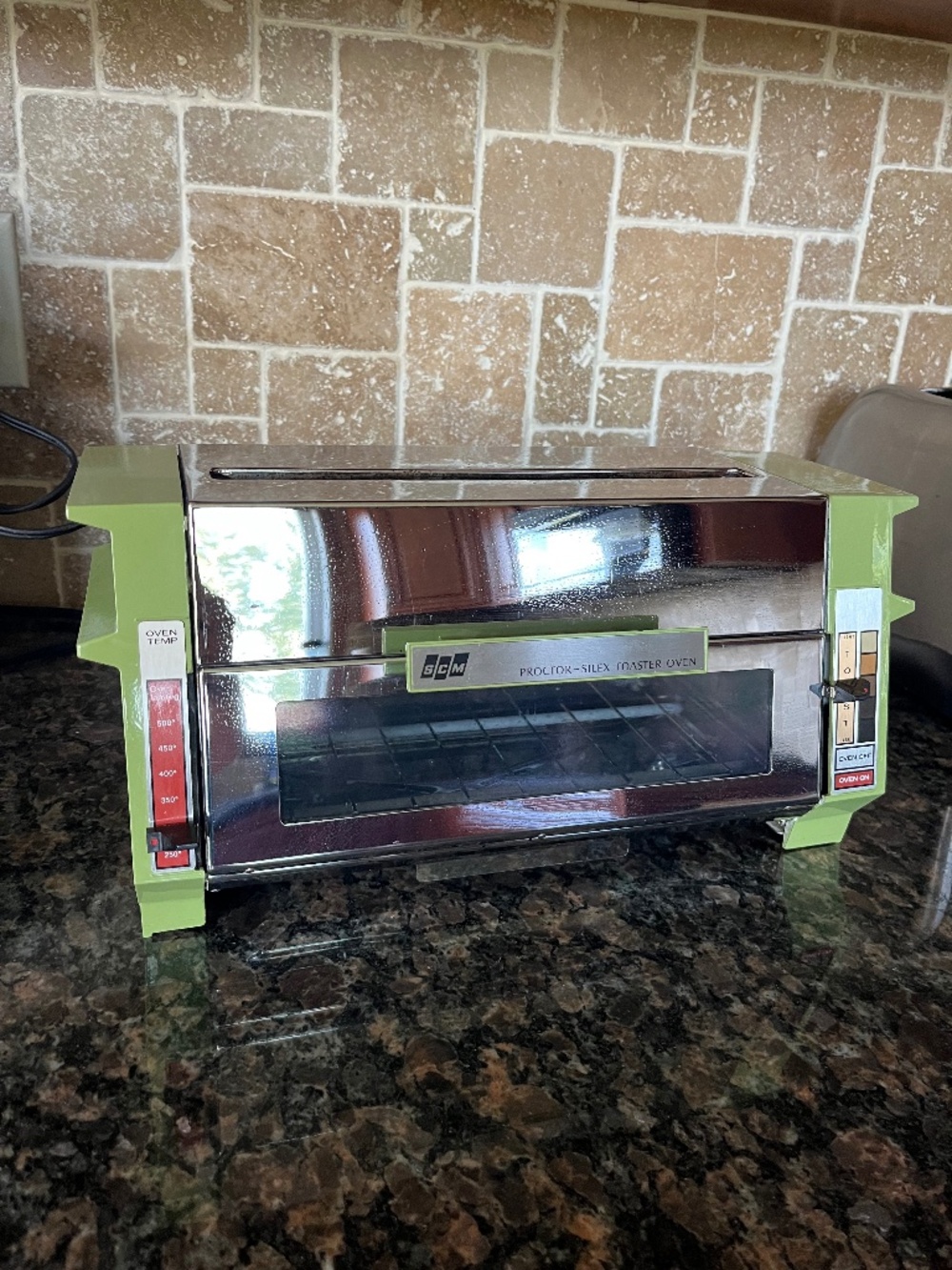 Vintage 70s Proctor Silex Avocado Toaster Oven